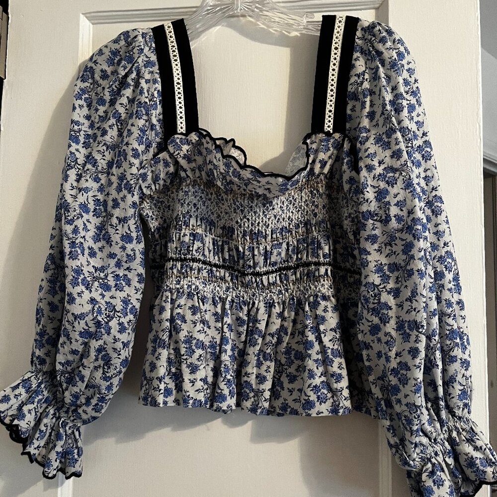 Lug Von Siga • Elisa Top